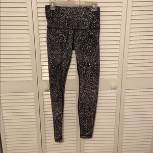 Lululemon size 8 speckled leggings LIKE NEW